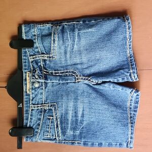 FreeStyle Resolution, Size 14, Blue Jean shorts